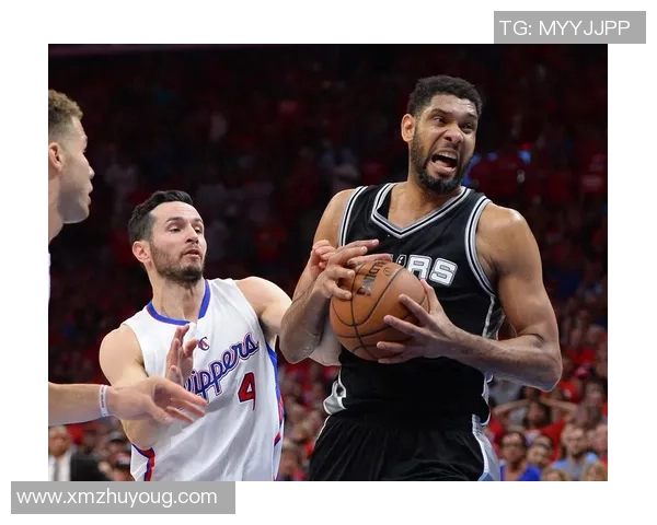 北京篮球队的崛起之路：从低谷到巅峰的奋斗历程与荣耀回顾